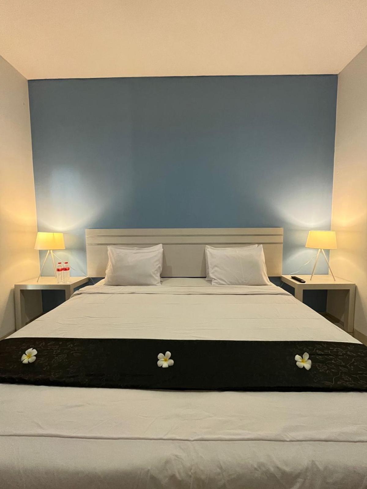 Tos Hotel & Convention Center Tangerang Powered By Archipelago Eksteriør billede
