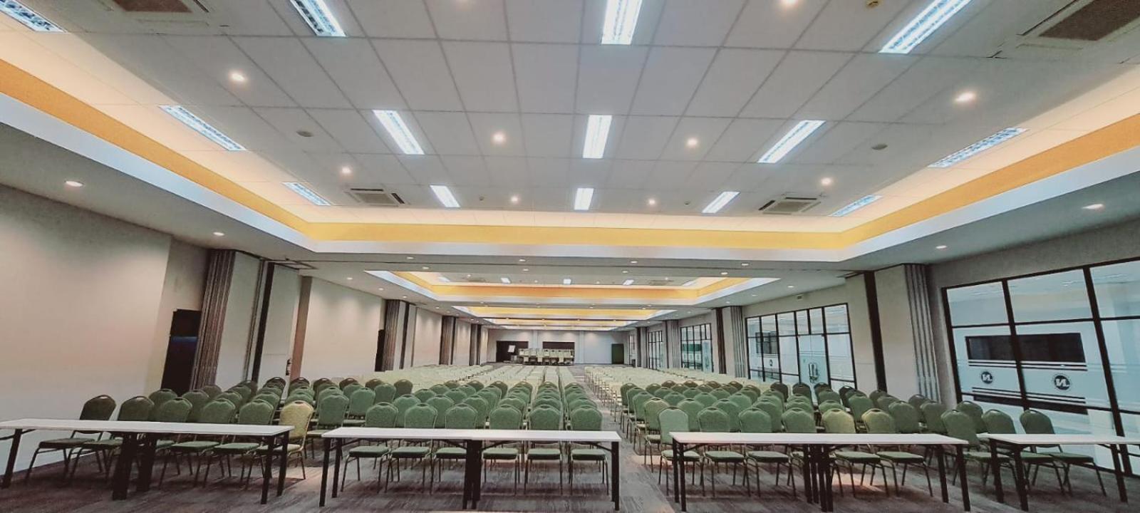 Tos Hotel & Convention Center Tangerang Powered By Archipelago Eksteriør billede