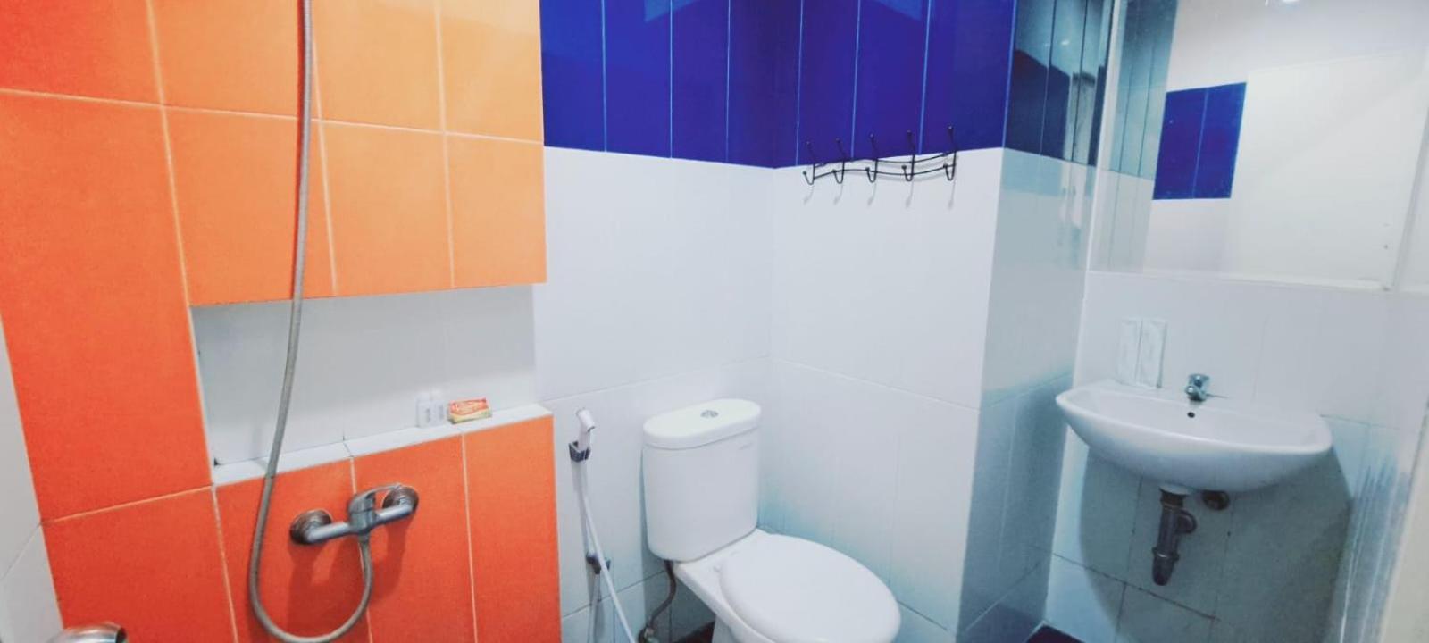 Tos Hotel & Convention Center Tangerang Powered By Archipelago Eksteriør billede