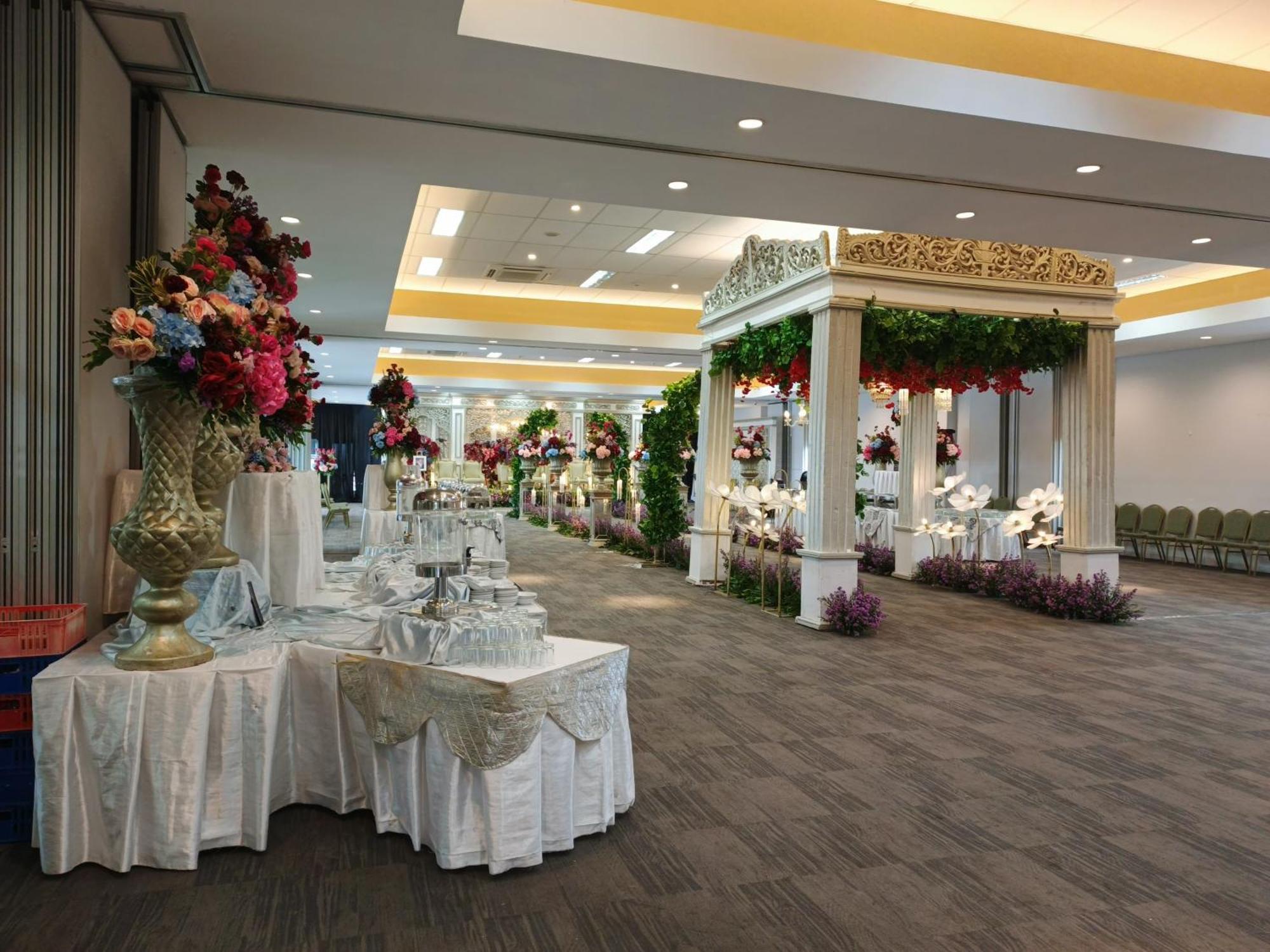Tos Hotel & Convention Center Tangerang Powered By Archipelago Eksteriør billede